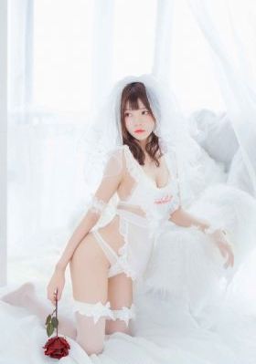 女人18片av60分钟_BD英语HD高清在线观看