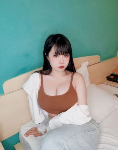 国产禁18女a片水多多_影音先锋资源