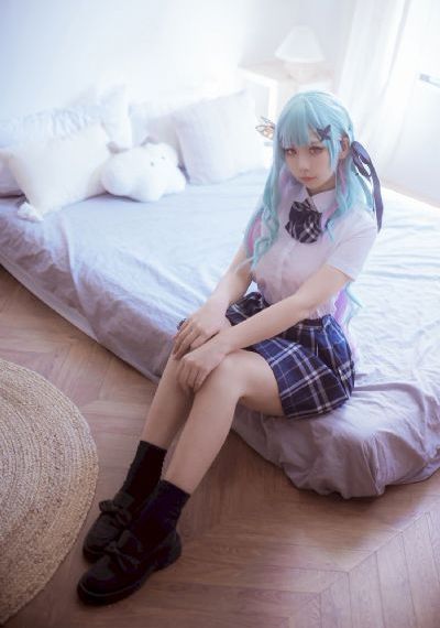 亚洲美女网站一区二区_JVID性感写真