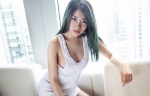 欧美老肥妇bbb_超清在线手机播放