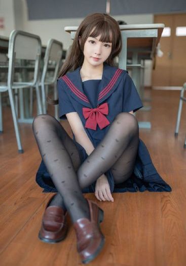 蜜桃mv在线播放免费观看视频_720在线观看完整版