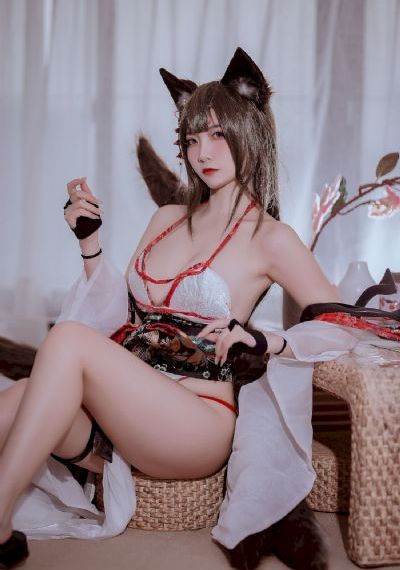 两个小婕子和我做愛hd_4K高清在线