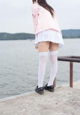 中国产av偷拍_1080P完整在线观看