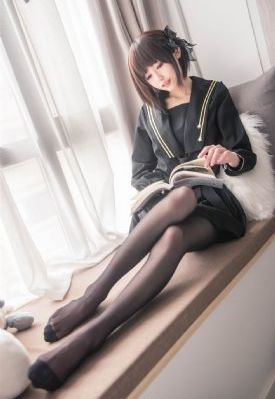 日韩棉麻精品服饰_十万网红美女美酱