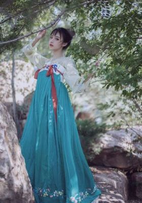 欧美潮喷少妇100_720影视在线观看