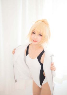 日韩短发mv视频_超清视频大全